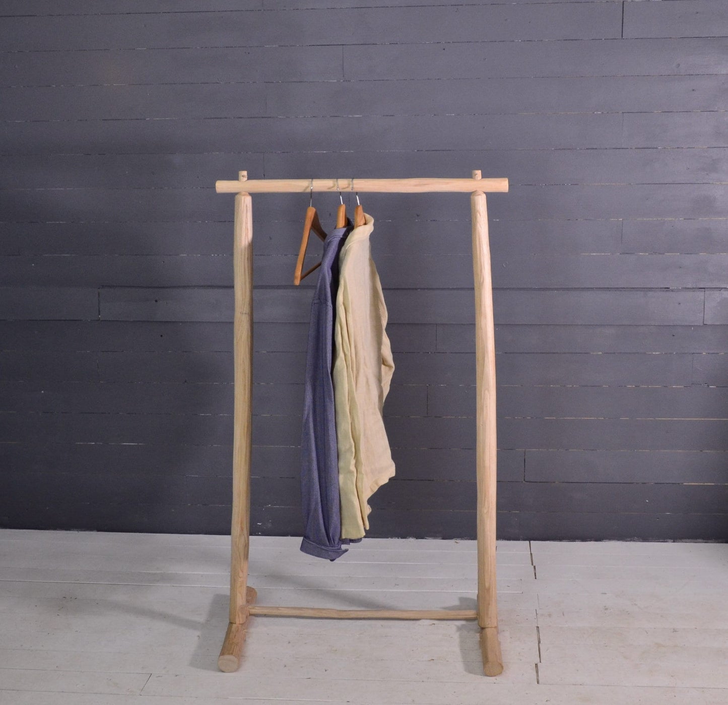 Portant vêtements en bois largeur 60cm, porte manteau naturel