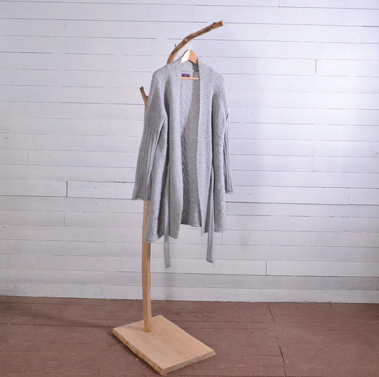 Portant vêtements, dressing en bois avec une branche, valet de chambre