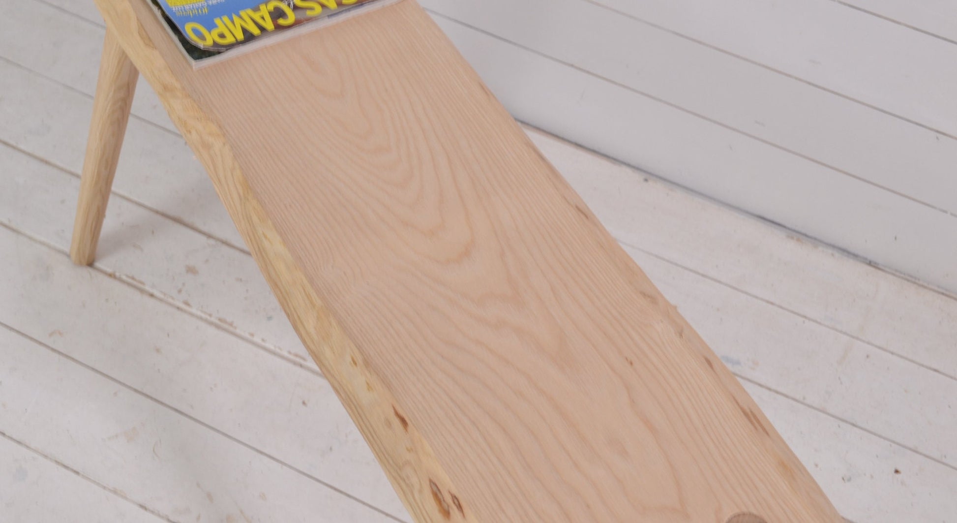 Banc live edge en frêne, bois massif, banc d'intérieur, banc hall d'entrée