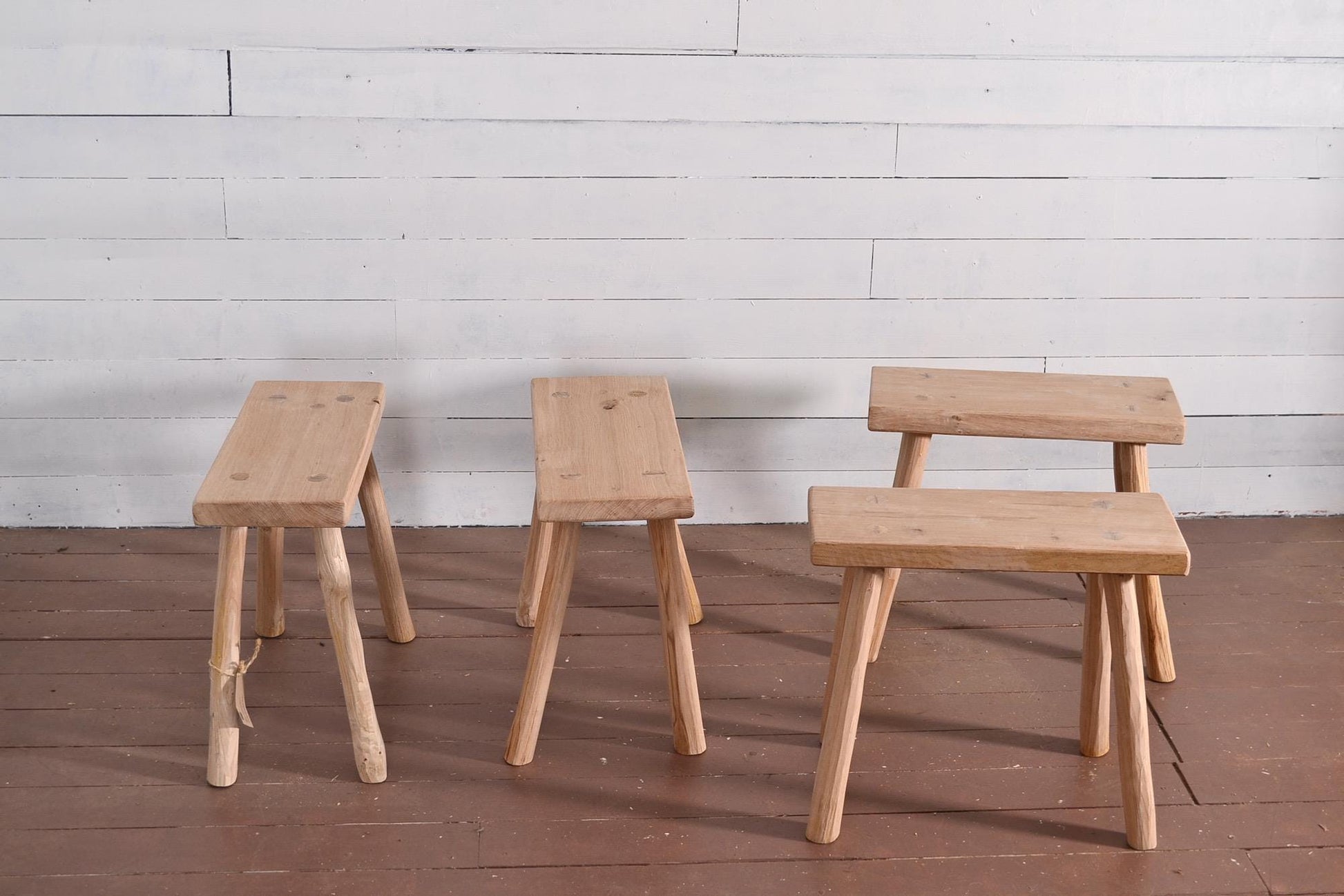 Tabouret en bois rustique, chêne massif, bout de canapé, porte plante