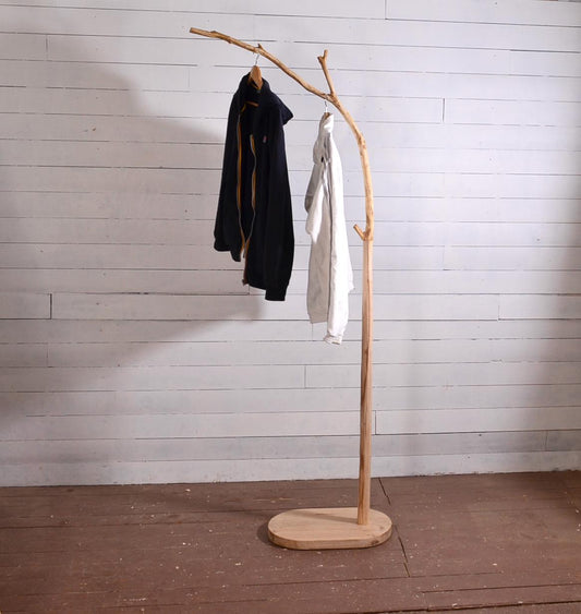 Portant vêtements, dressing en bois avec une branche, valet de chambre
