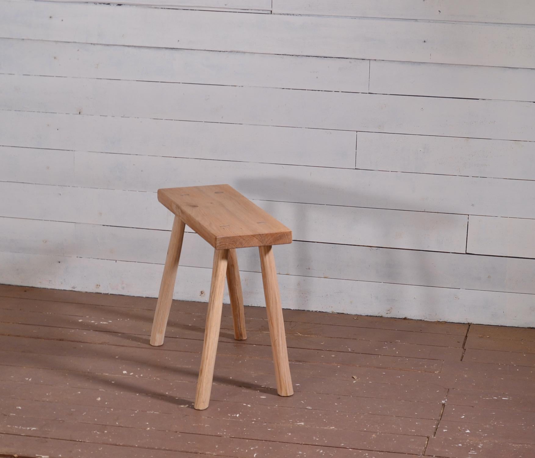 Tabouret en bois rustique, chêne massif, bout de canapé, porte plante