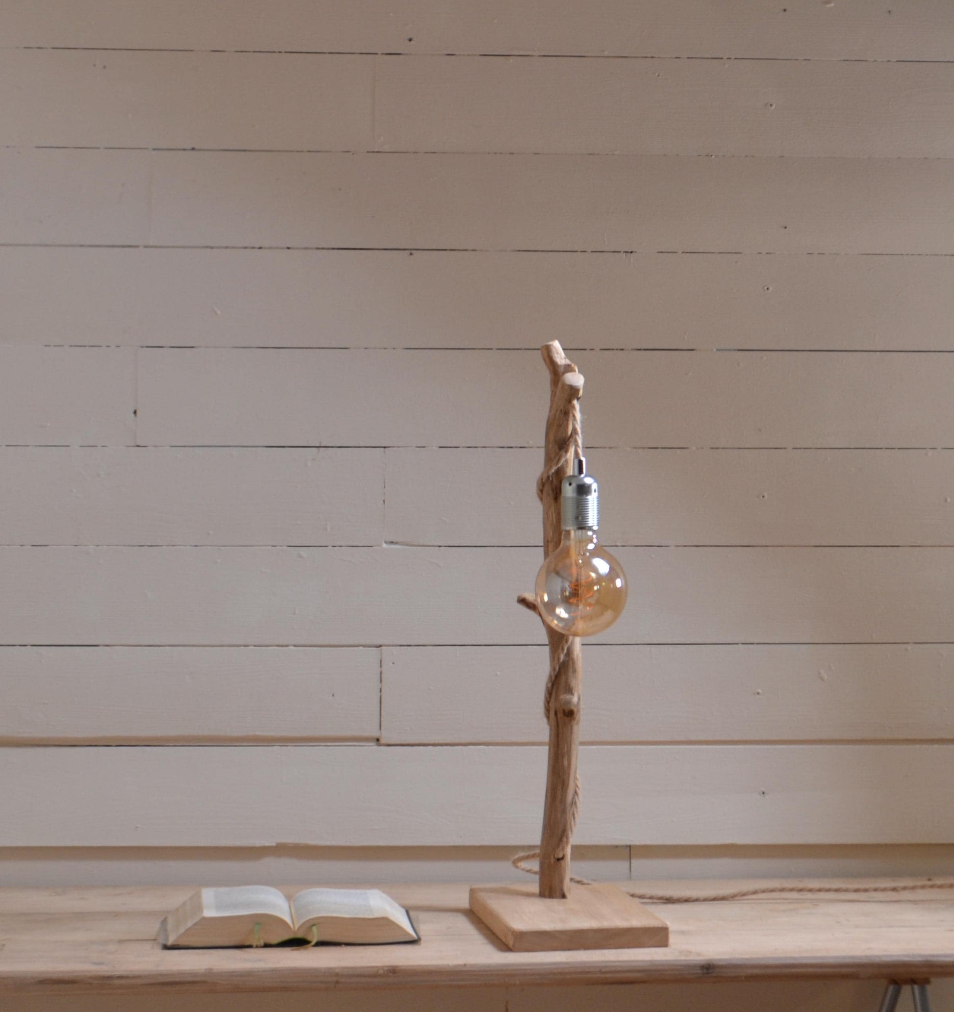 Lampe Japandi | Lampe de table minimaliste en bois brut pour intérieur zen et apaisant