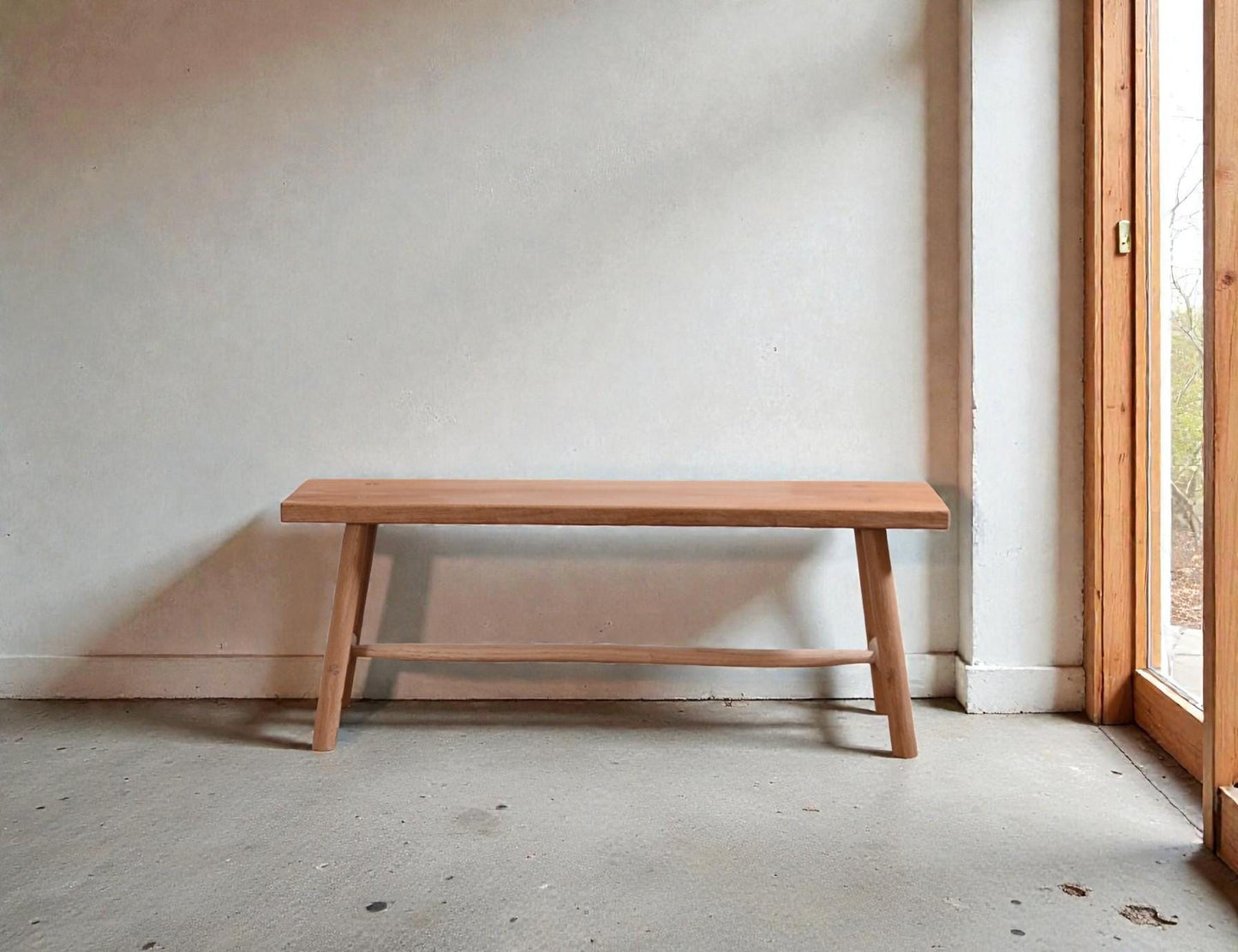 Grand banc en chêne massif avec barre centrale naturelle, esprit bohème