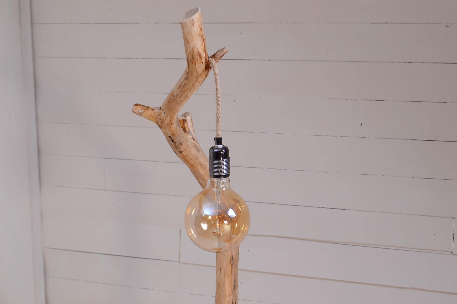 Wooden floor lamp with a weathered branche, hidden cable – Natural decor