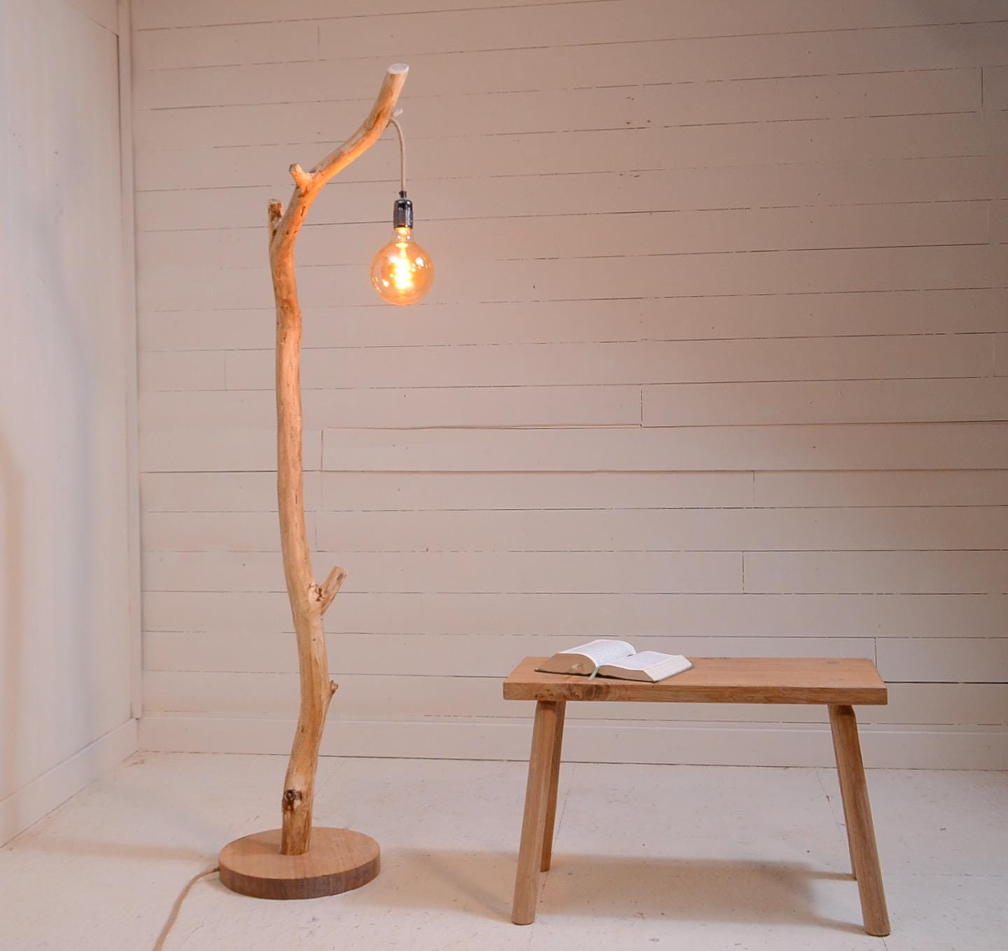 Wooden floor lamp with a weathered branche, hidden cable – Natural decor