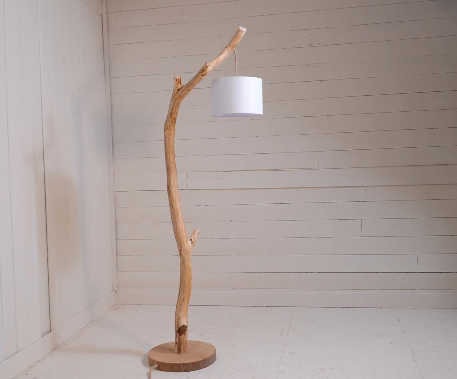 Wooden floor lamp with a weathered branche, hidden cable – Natural decor