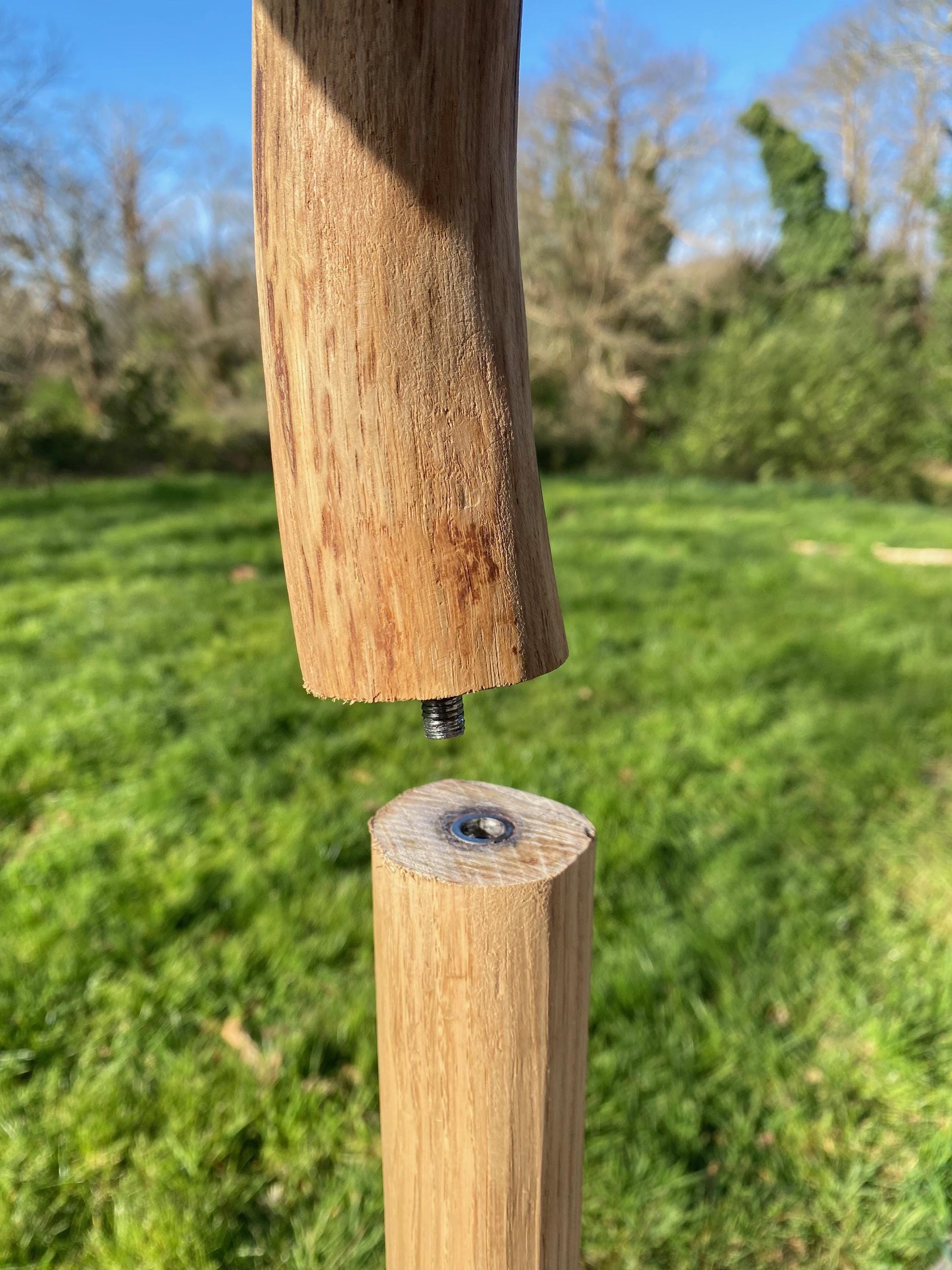 Valet de chambre, portant vêtements, dressing en bois avec une branche (chêne)