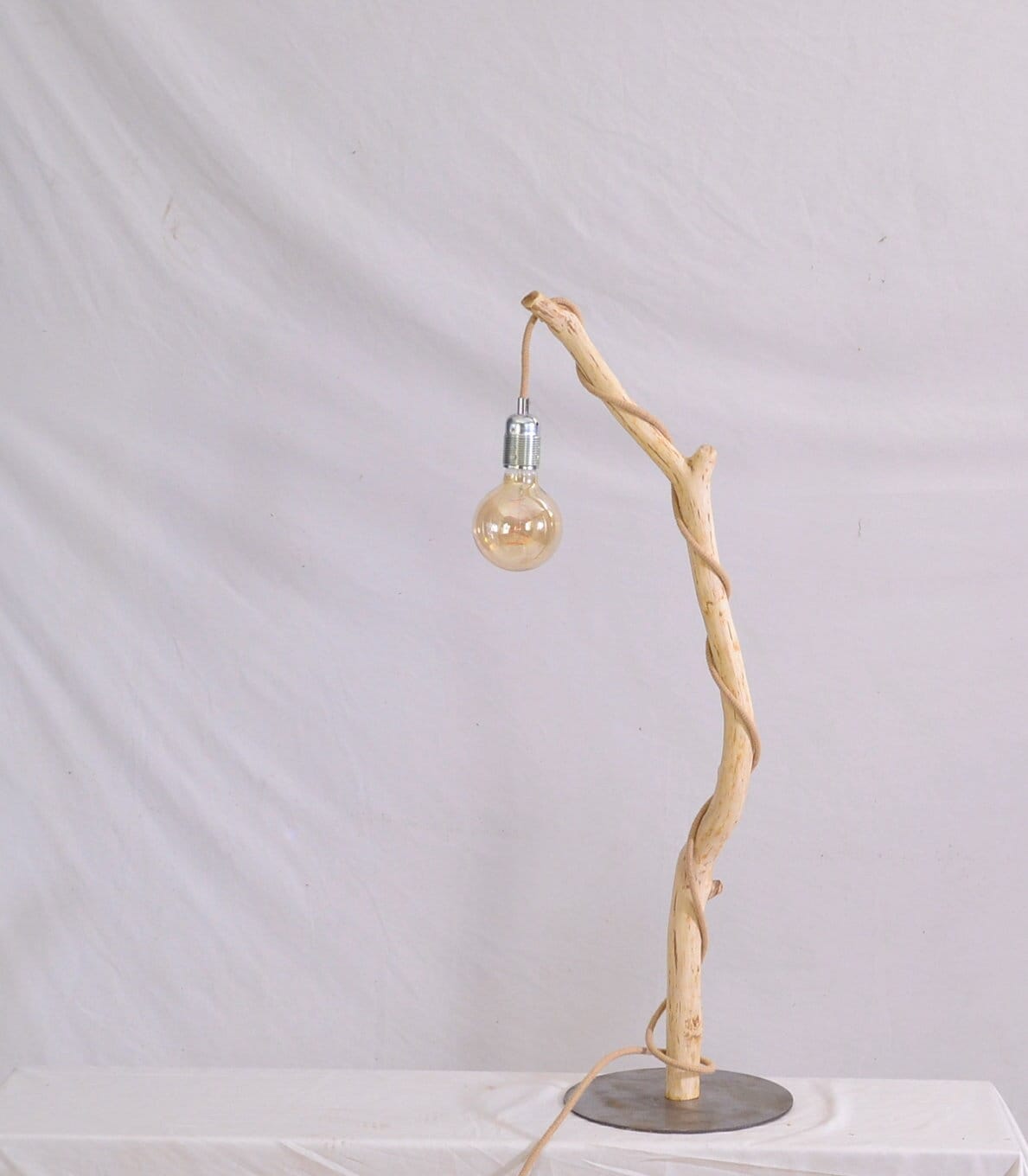 Tree branch hot sale table lamp